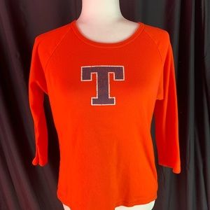 Tommy Hilfiger orange 3/4 sleeve tee with blue T size XL